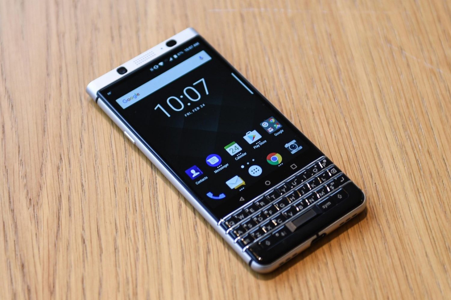blackberry keyone